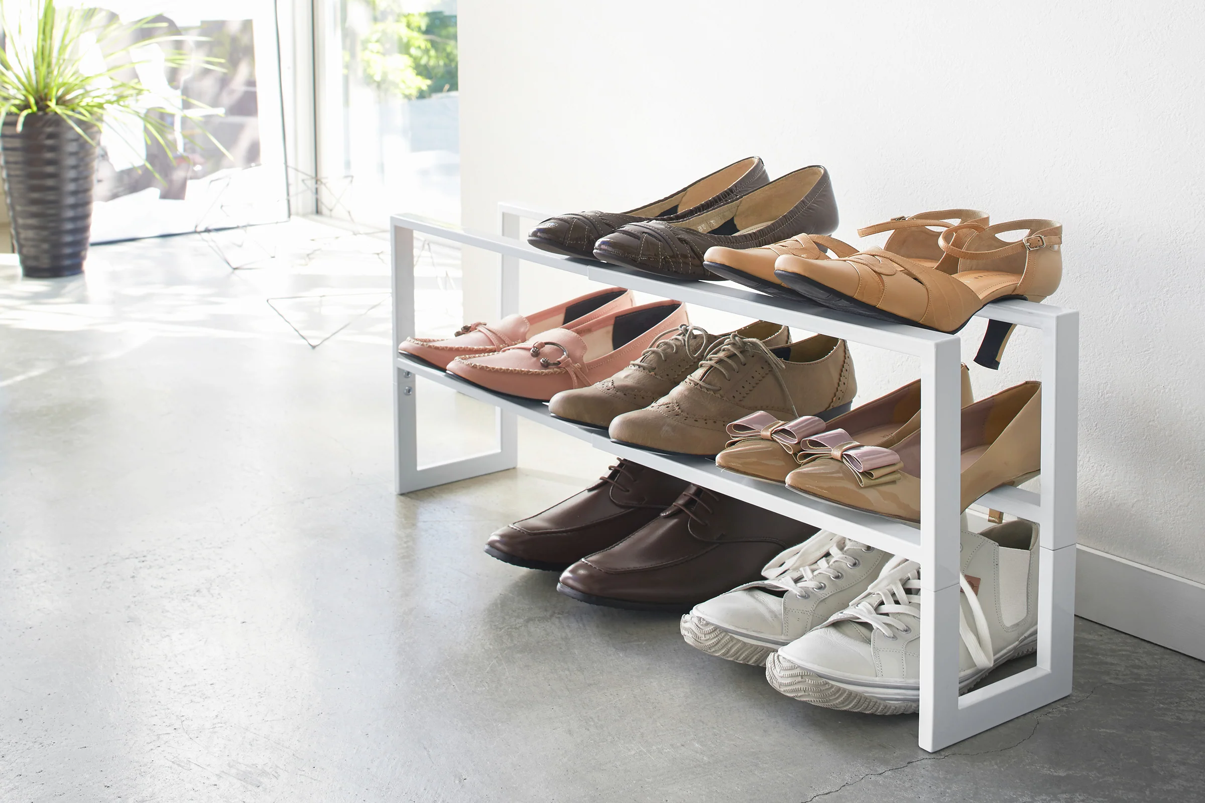 Two-Tier Expandable Shoe Rack (11.8" H) - Steel - Image 3