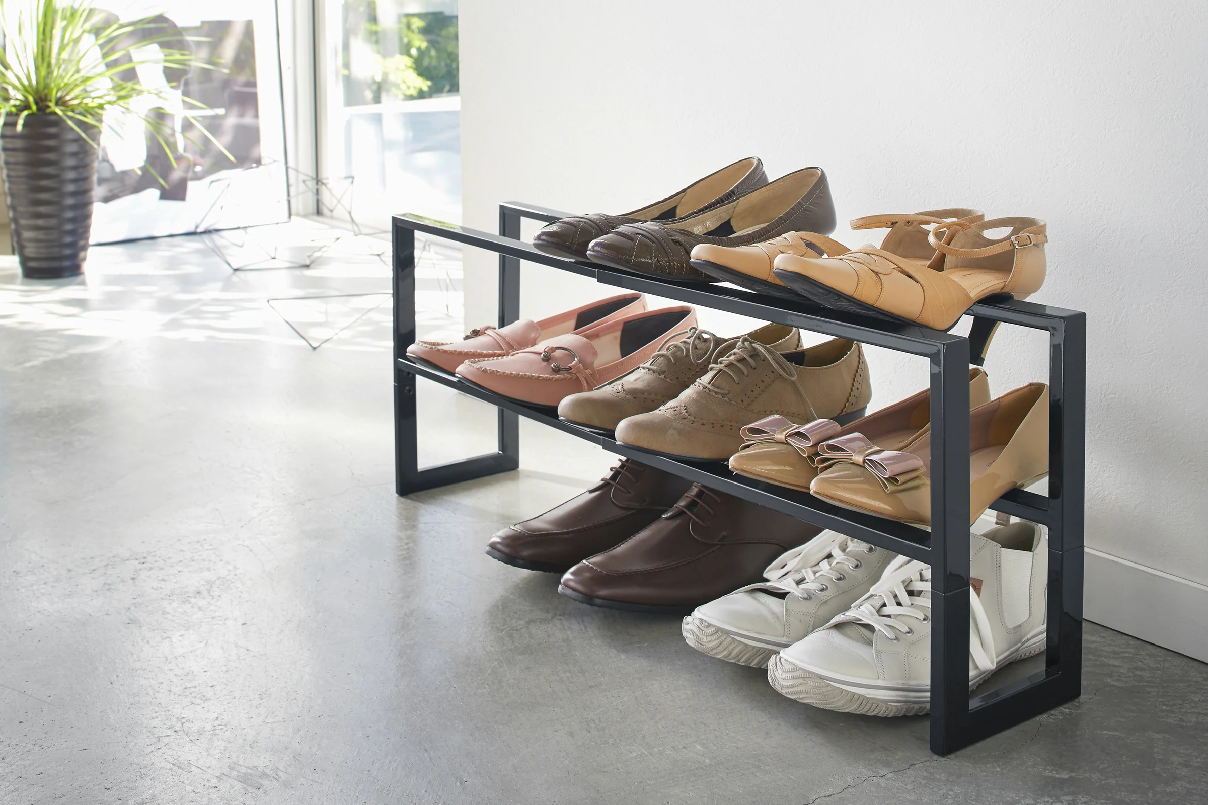 Two-Tier Expandable Shoe Rack (11.8" H) - Steel - Image 8
