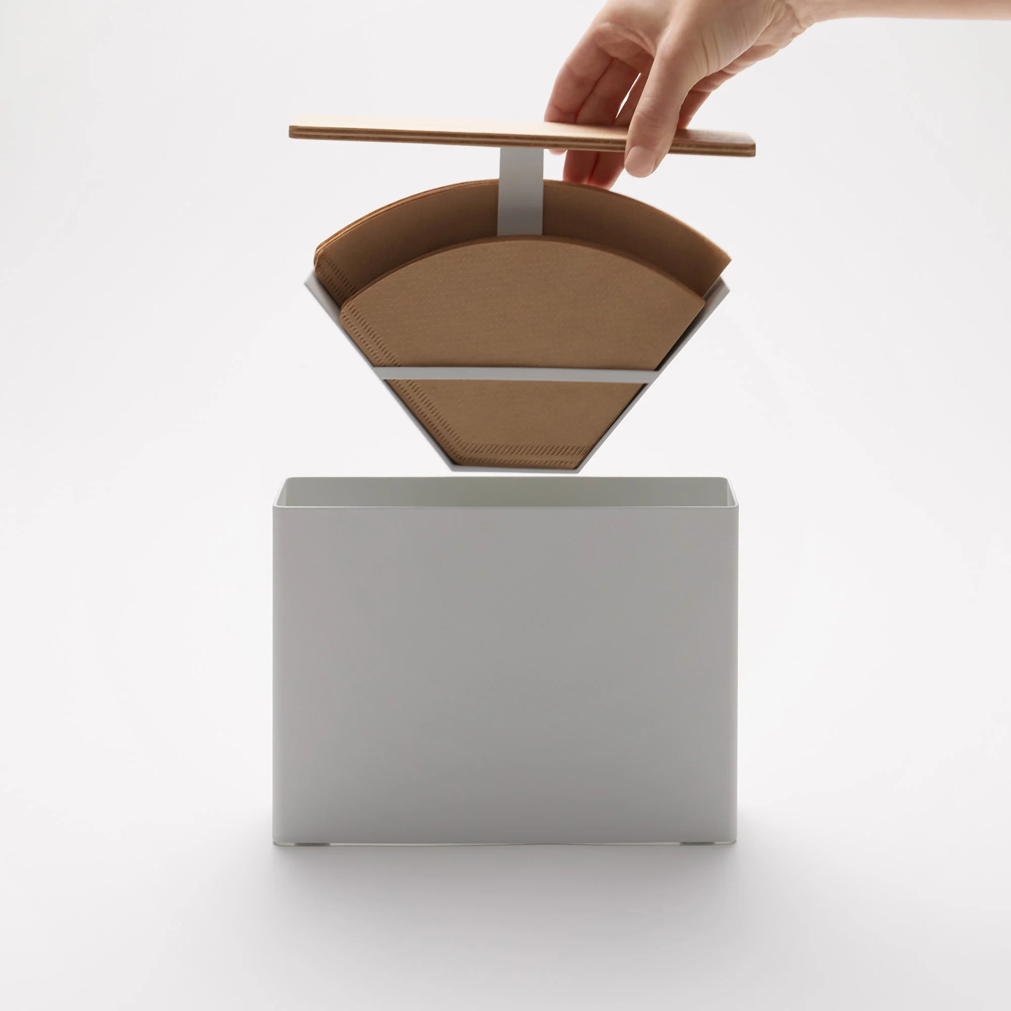 Coffee Filter Case - Size 04 - Steel + Wood