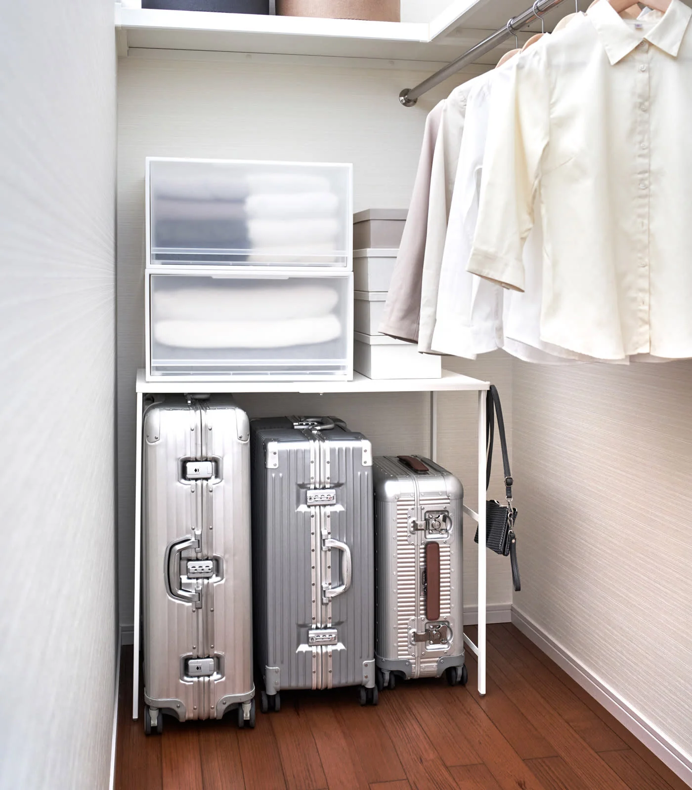 Expandable Suitcase Rack - Steel - Image 2