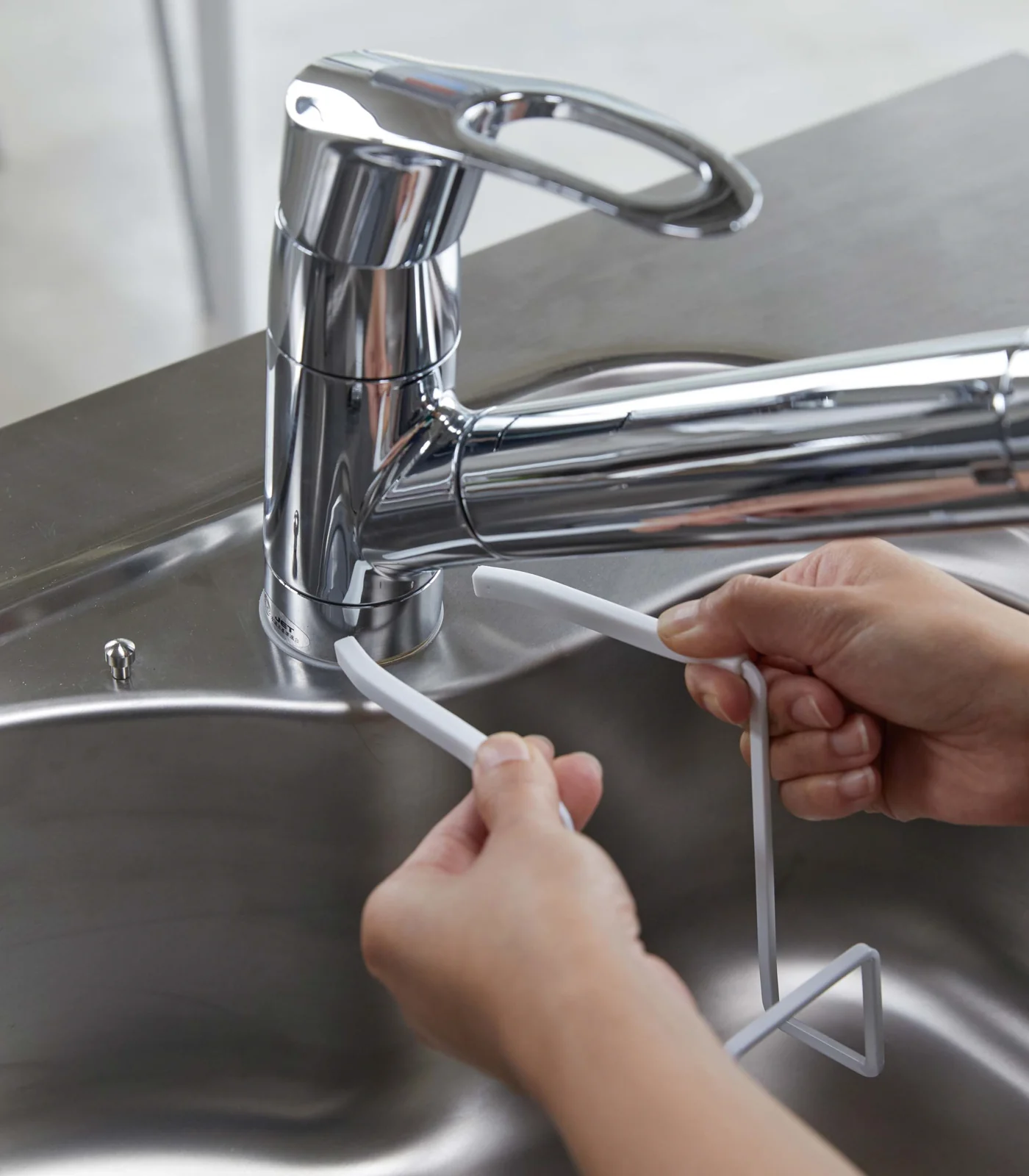 Faucet-Hanging Sponge Holder - Single - Steel - Image 2