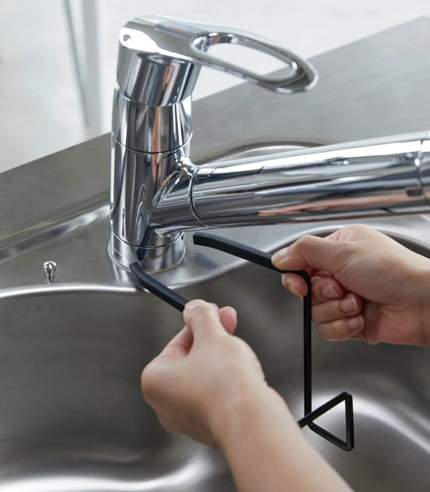 Faucet-Hanging Sponge Holder - Single - Steel - Image 6