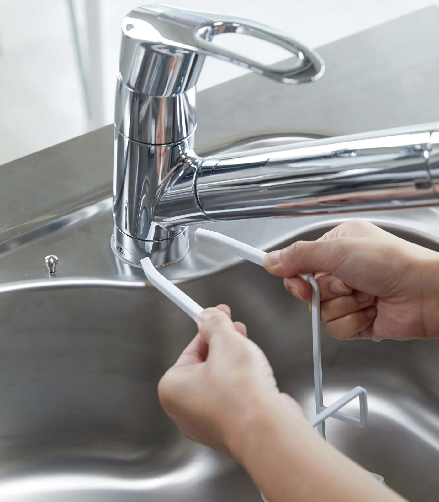 Faucet-Hanging Sponge Holder - Double - Steel - Image 2