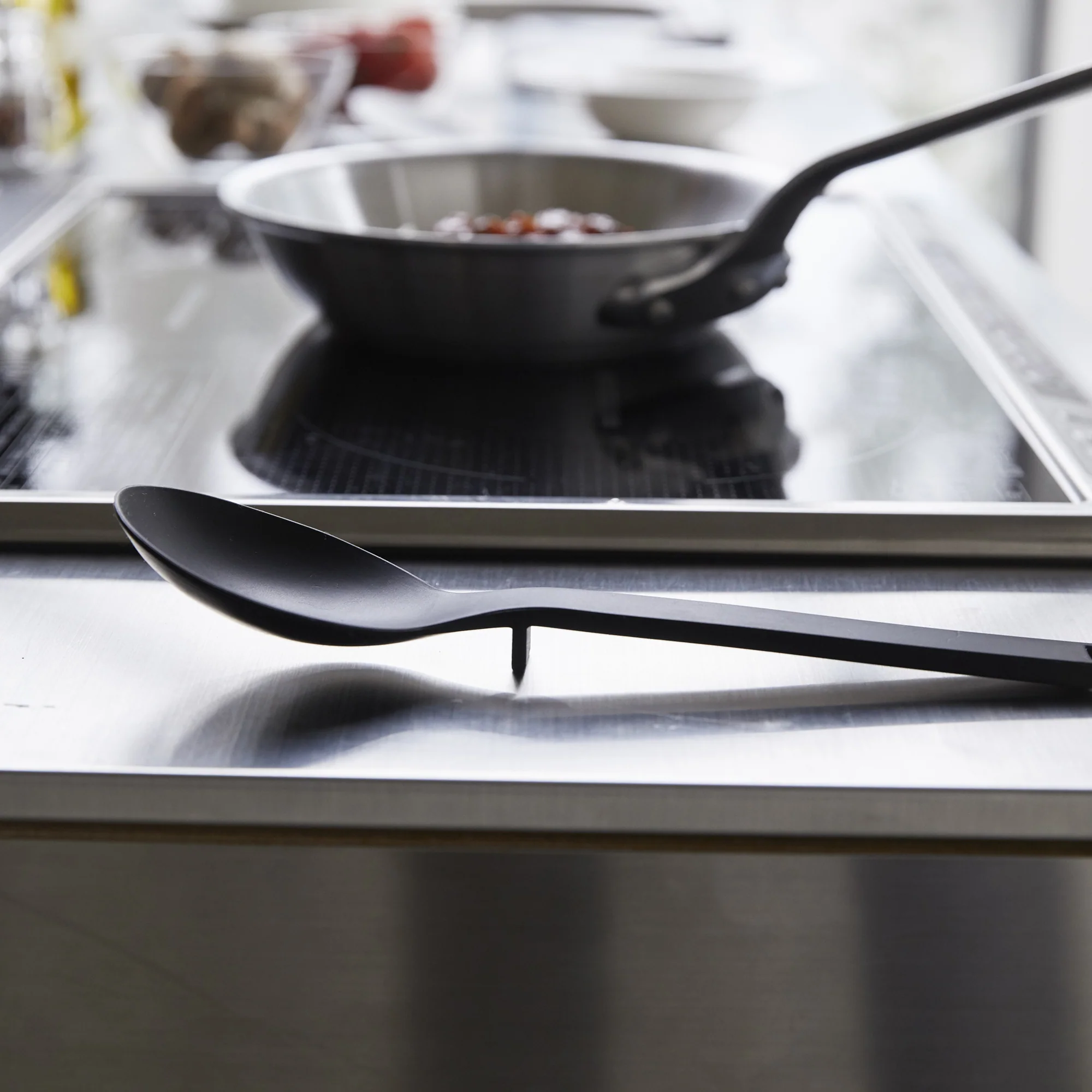 Floating Cooking Spoon - Silicone - Image 5