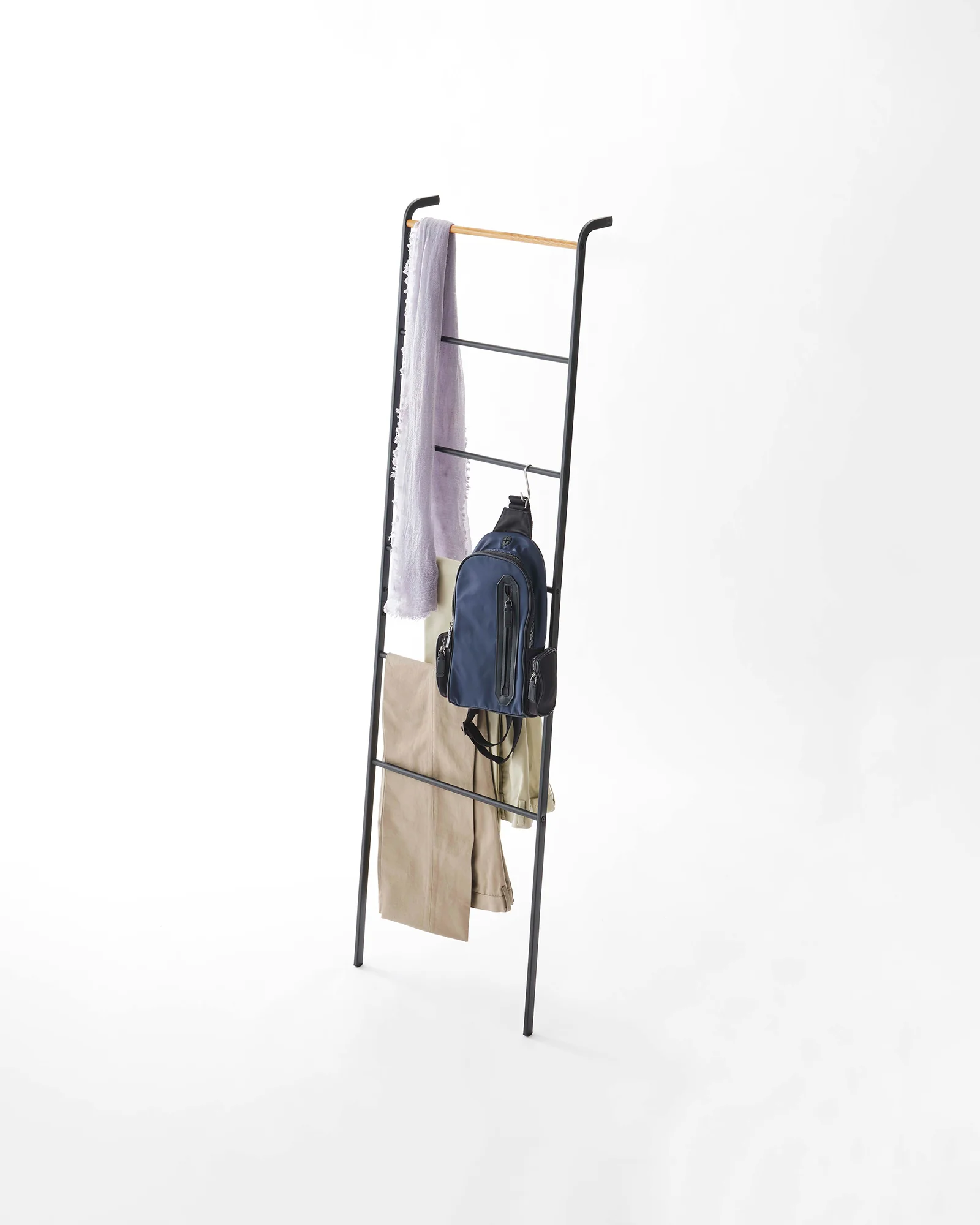Leaning Storage Ladder (63" H)  - Steel - Image 4