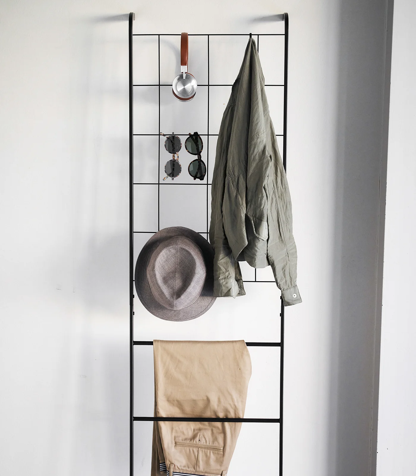 Leaning Ladder with Grid Panel (63" H) - Steel - Image 10