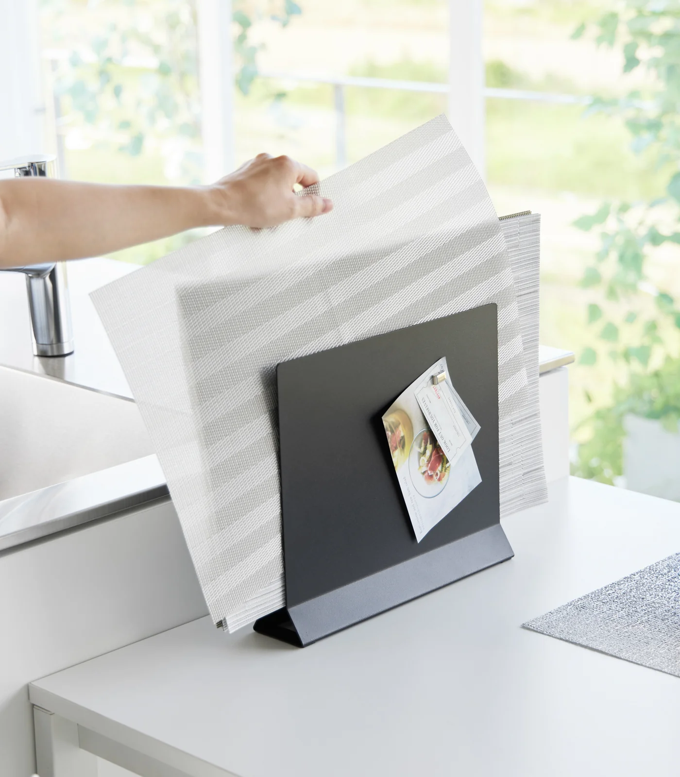 Placemat Stand - Steel - Image 10
