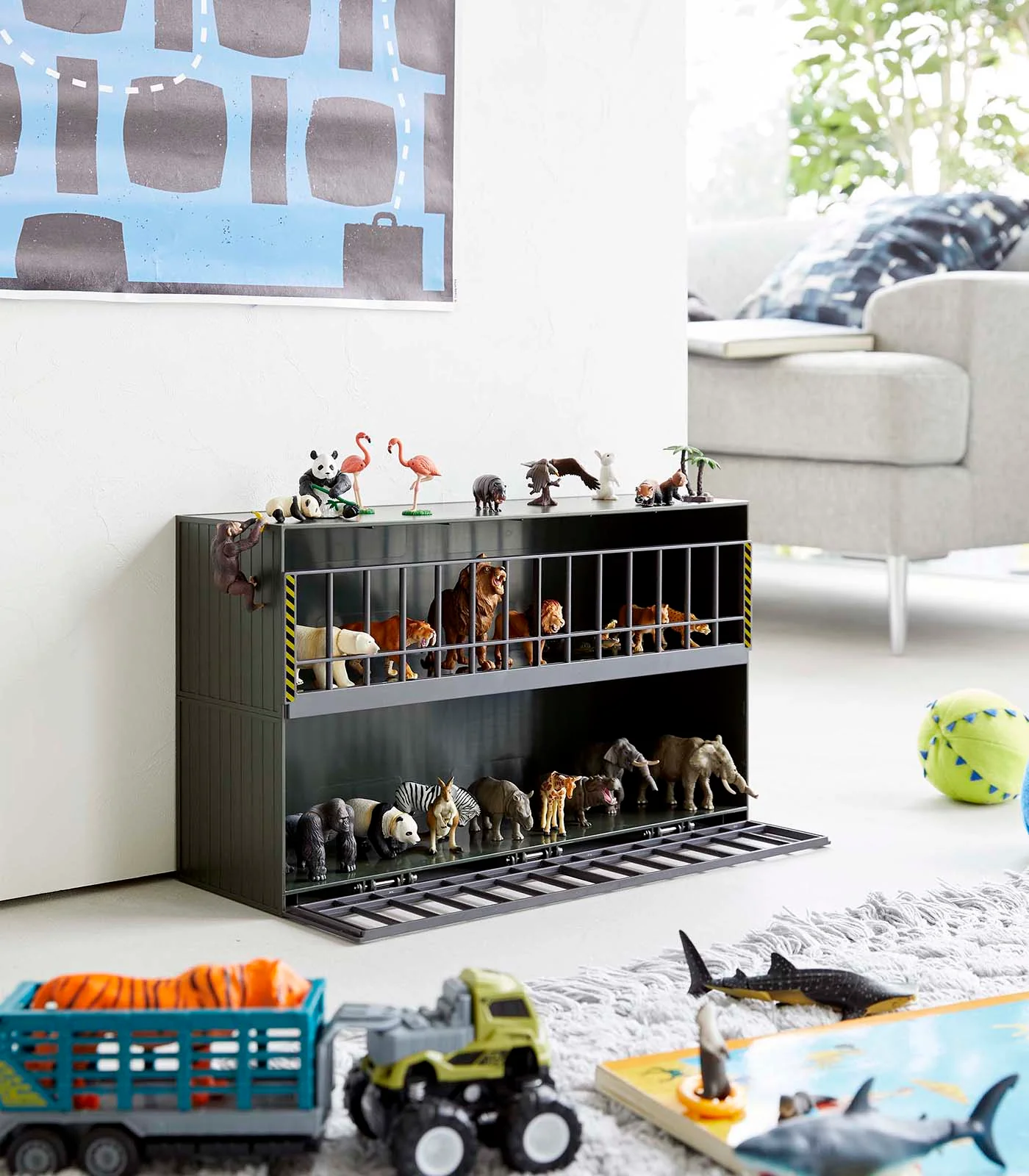 Toy Display Case - Image 14