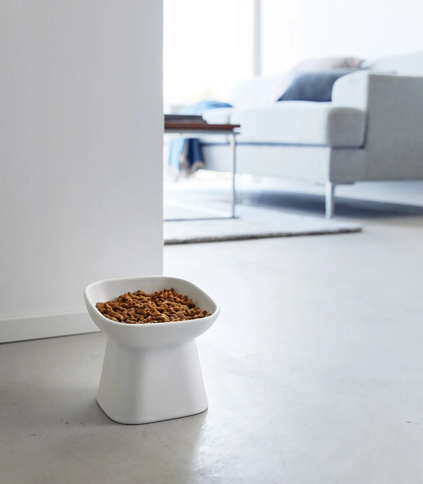Tilted Pet Food Bowl - Image 2