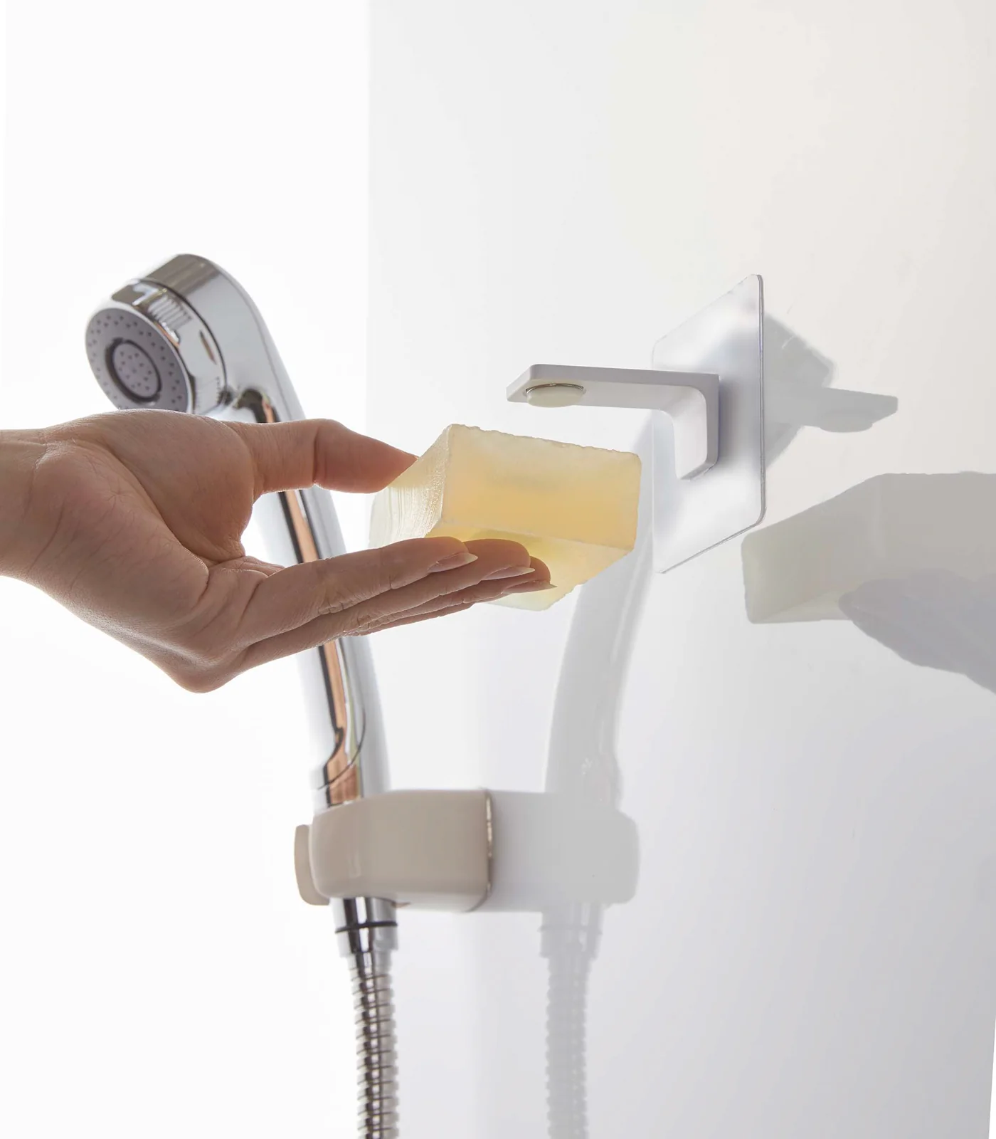 Traceless Adhesive Magnetic Soap Holder - Image 4