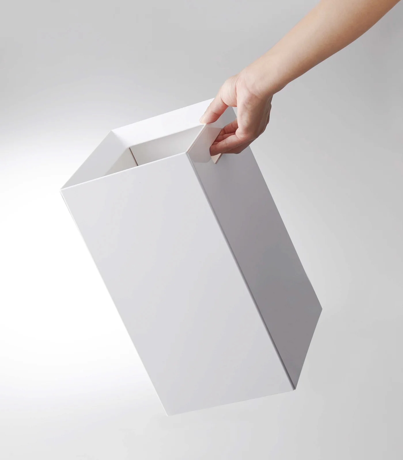 Trash Can - Image 2