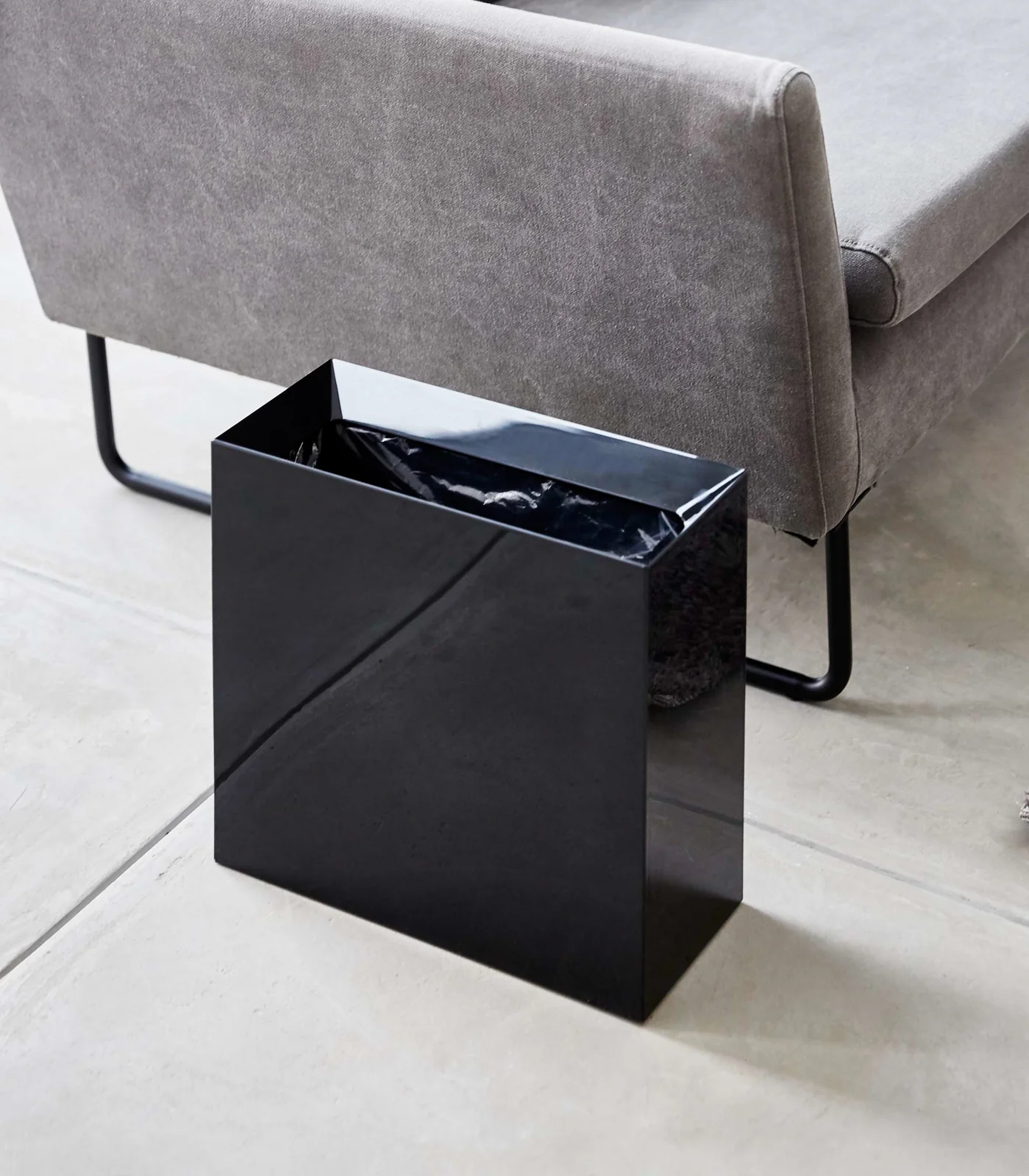 Trash Can - Wide - Image 10