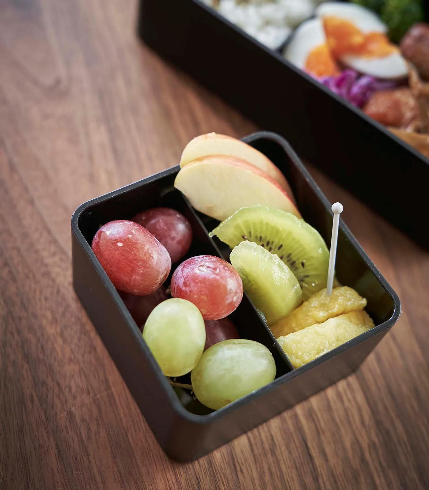 Vacuum-Sealing Food Storage Container - Image 10